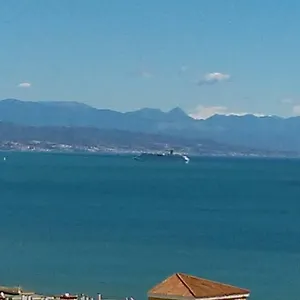 https://apartamento-centro-torremolinos.hotelsinnerja.org